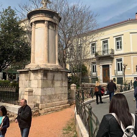 Neoclassical House In Plaka, Athensアパートメント エクステリア 写真