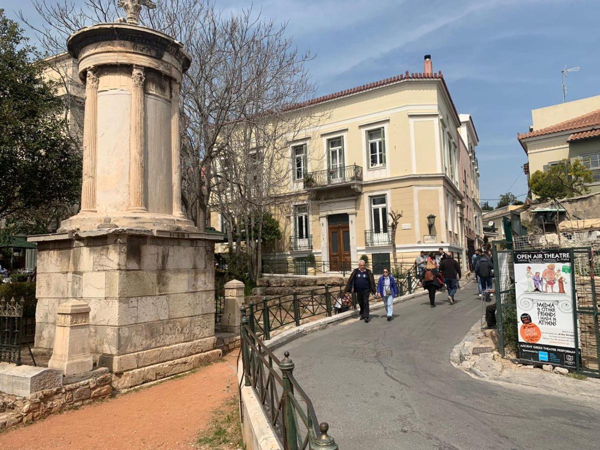 Neoclassical House In Plaka, Athensアパートメント エクステリア 写真